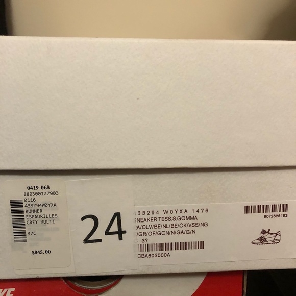 Balenciaga Sneakers - Picture 5 of 5